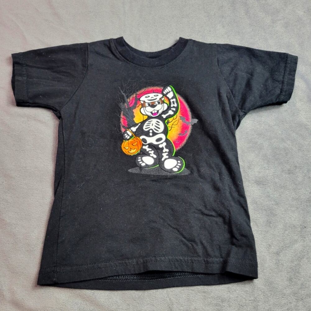 Bucees Shirt Boy Size 2T Black Skelton Halloween Spooky Stuf Truck Cant Talk Now